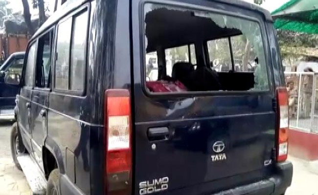 NIA Team Conducting Raids Attacked In Ghaziabad; Cop Injured