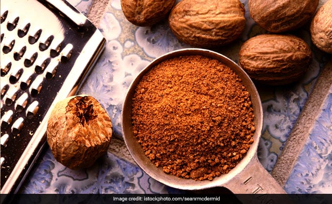 Nutmeg (Jaiphal) For Skin: How To Use The Wonder Spice In Your Beauty Regime