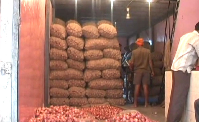 Why Onion Prices Will Remain Volatile Till End Of This Month