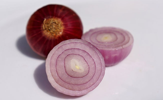 Did You Know? Onions Could Speed Up Hair Growth. Here's How To Use Them