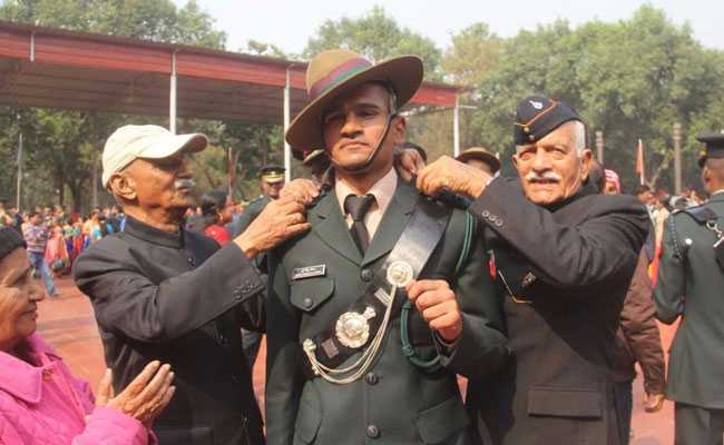 ओटीए में प्रशिक्षित 166 अफसर पासिंग आउट परेड के साथ सेना में शामिल