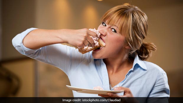 5 Ways To Avoid Over-Eating At Night!