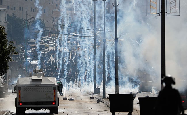 Violence Erupts After US Recognises Jerusalem As Israel Capital