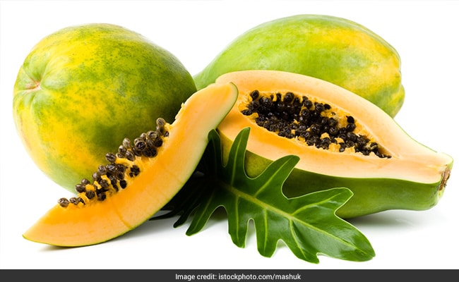 Benefits of Raw Papaya: दवा से कम नहीं <b>कच्चा पपीता</b>, होते हैं कई फायदे