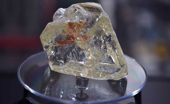 One Of World's Largest Diamonds Fetches $6.5 Million To Aid Sierra Leone