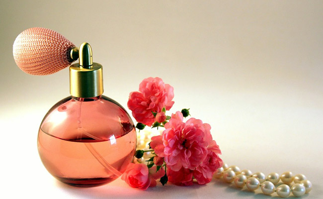6 Hacks To Make Your Favourite Perfumes Last Longer