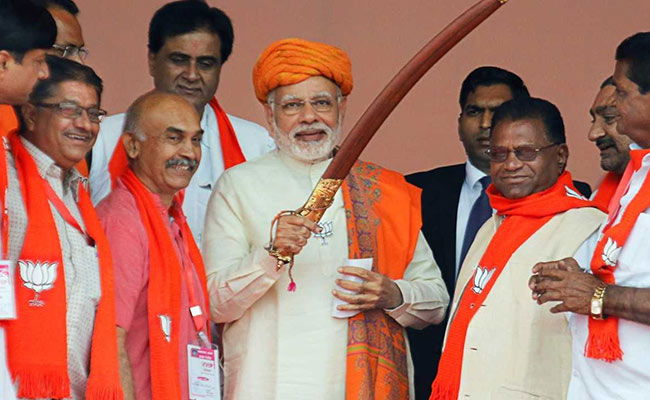 PM Modi To Wind Up 1st Phase Gujarat Campaign With Rally In Key Surat: 10 Points