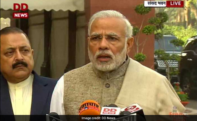 नोएडा में PM मोदी का काफिला भटक गया था रास्ता, दो पुलिसकर्मी हुए सस्पेंड