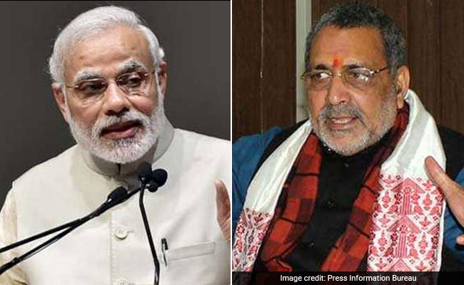 क्या प्रधानमंत्री मोदी गिरिराज सिंह हो गए हैं?