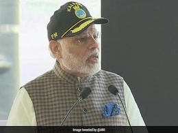 INS कलवरी राष्ट्र को समर्पित, पीएम मोदी बोले- SAGAR का मतलब- सिक्योरिटी एंड ग्रोथ ऑफ ऑल रीजन INS कलवरी राष्ट्र को समर्पित, पीएम मोदी बोले- SAGAR का मतलब- सिक्योरिटी एंड ग्रोथ ऑफ ऑल रीजन