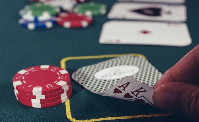 poker generic unsplash 650