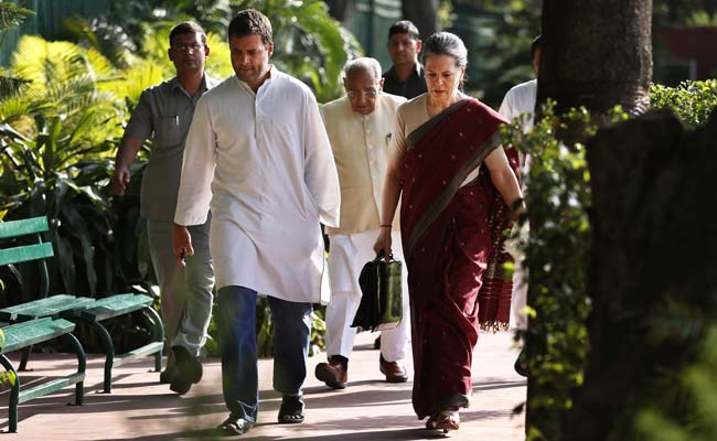 Uttar Pradesh Congress Leader Claims He Wasn't Allowed To Contest Against Rahul Gandhi
