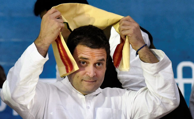 Modi's Combating Prowess Leaves Rahul Gandhi Exposed