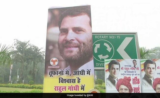 LIVE UPDATE : राहुल गांधी को आज बनाए जाएंगे कांग्रेस अध्यक्ष, पार्टी मुख्यालय के बाहर गजब का उत्साह