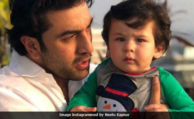 Viral: Ranbir Kapoor's Pic With Kareena's Son Taimur Is The Internet's Favourite