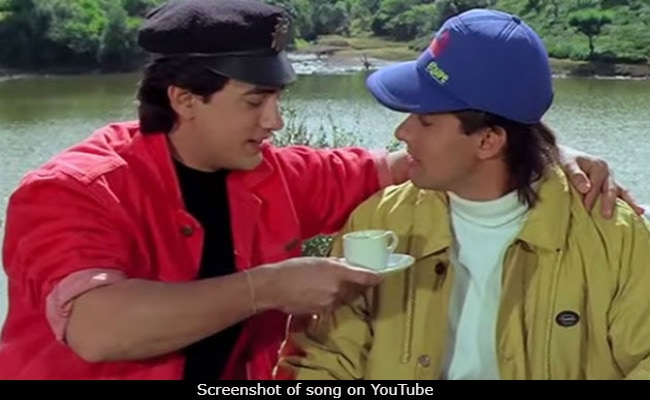 On Salman Khan's Birthday, Aamir Khan Gift-Wraps Two Wishes In A Tweet