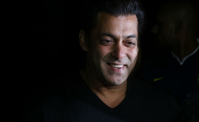On Salman Khan's Birthday, A Gift For Fans - Details Of New Film <i>Bharat</i>