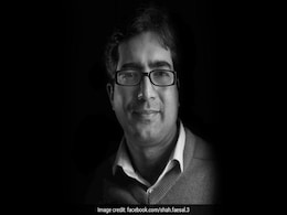 "Quit IAS, But Not Joining Any Political Party For Now:" Topper Shah Faesal "Quit IAS, But Not Joining Any Political Party For Now:" Topper Shah Faesal