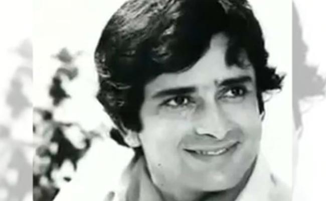 Actor Shashi Kapoor Dies At 79 After Prolonged Illness