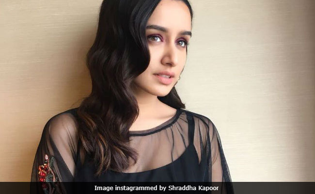 Shraddha Kapoor, Kirron Kher Schooled On Twitter For Fake Pic Of Jawaans
