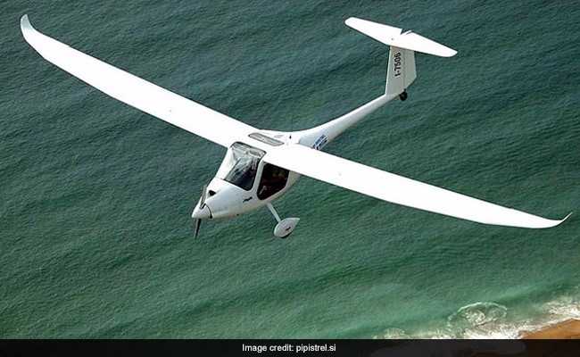 Indian Woman Pilot, Daughter To Glide Around The World In 80 Days