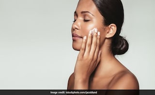 6 Natural Exfoliators That Should Be Your Best Friends This Winter!