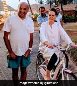 sonia-gandhi-in-goa-twitter-270_270x300_