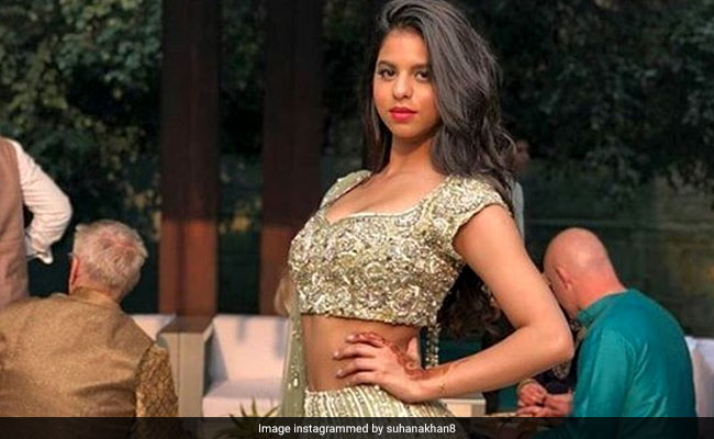 Suhana And Gauri Khan Attend A Wedding And Then Pics Go Viral