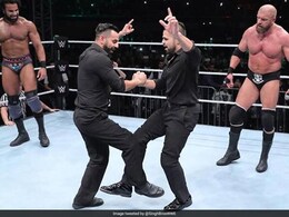 WWE Live Event: Triple H Does Bhangra With Jinder Mahal, Signs Off In Style WWE Live Event: Triple H Does Bhangra With Jinder Mahal, Signs Off In Style