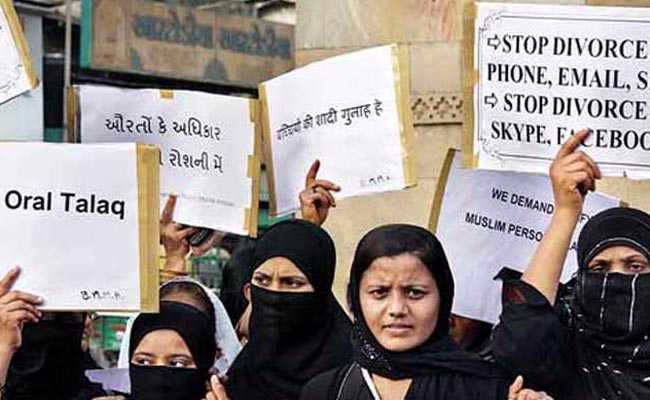 Bill Criminalising Instant Triple Talaq Cleared By Cabinet: Strong Reactions Pour On Twitter