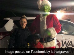 5-Year-Old Calls 911 To Report That Grinch Plans To Steal Christmas