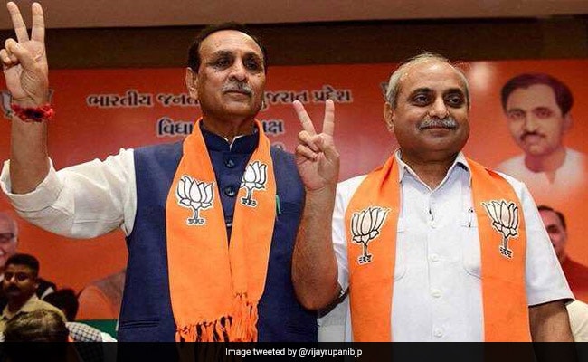 After Swearing In, Vijay Rupani Gets Praise From BJP Chief Ministers