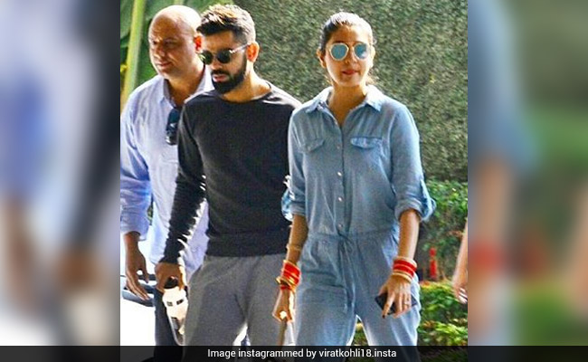 Virat Anushka Mumbai Reception : होटल पहुंचे Virushka, विराट के साथ चूड़े में दिखीं अनुष्का