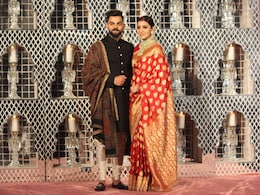 Virat Kohli, Anushka Sharma Make Royal Entry At Reception Virat Kohli, Anushka Sharma Make Royal Entry At Reception