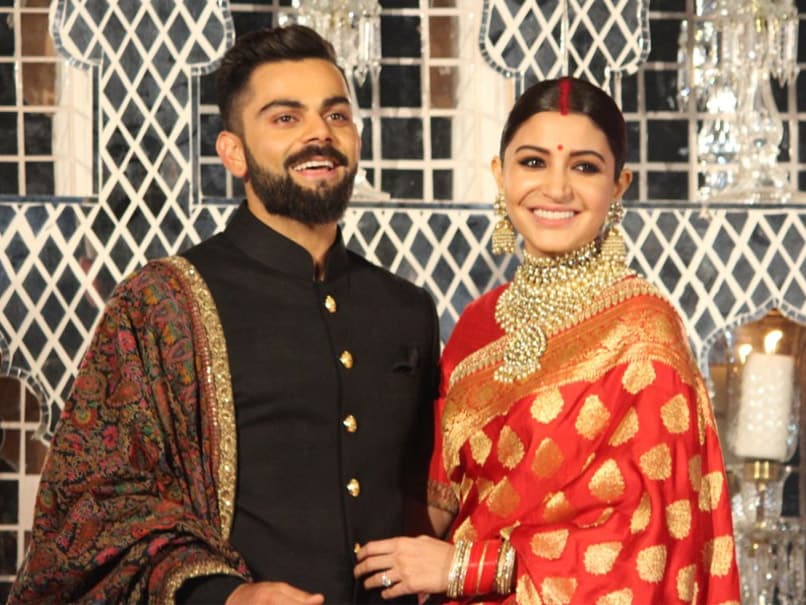 Varun Dhawan, Natasha Dalal, Virat Kohli & Anushka Sharma Pose For A Starry  Pic Together In Switzerland