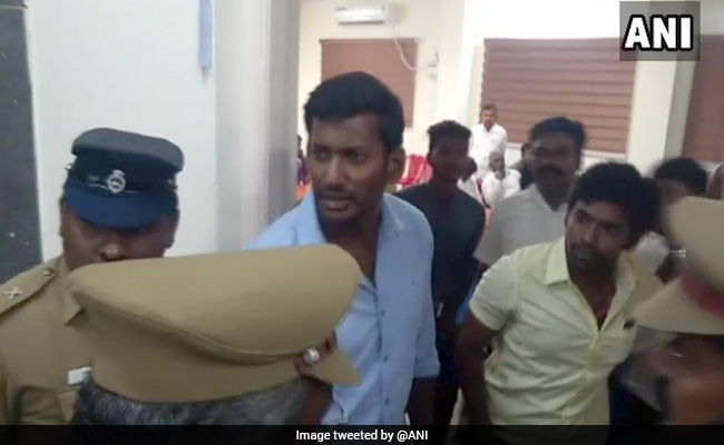 RK Nagar Nomination Rejected, Actor Vishal Says "Mockery Of Democracy"