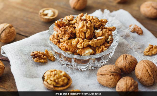 Walnuts May Help lower Risk Of Type-2 Diabetes; Include These Foods Too