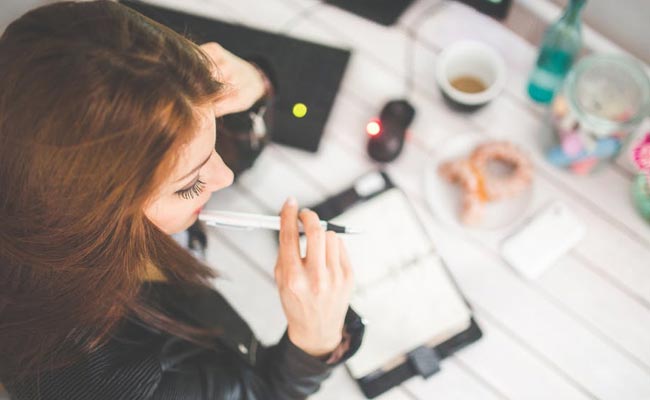 8 Behaviours You Need To Avoid At All Cost At Your First Job