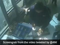 Woman Collector Assaulted At Toll Booth In Gurgaon. Caught On CCTV