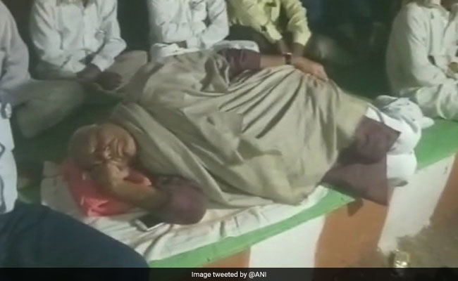 Yashwant Sinha Protests At Police Ground, 2 Chief Ministers Tweet Support