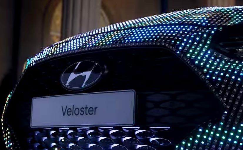 2019 Hyundai Veloster Teased Ahead Of Detroit Motor Show Debut 2019 Hyundai Veloster Teased Ahead Of Detroit Motor Show Debut