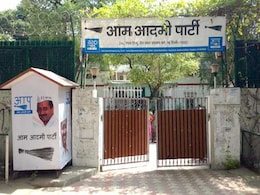 AAP Seeks Support From Congress Councillors After Mayor Election Walkout AAP Seeks Support From Congress Councillors After Mayor Election Walkout