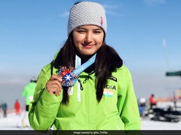 Aanchal Thakur Becomes First Indian To Win International Medal In Skiing Aanchal Thakur Becomes First Indian To Win International Medal In Skiing