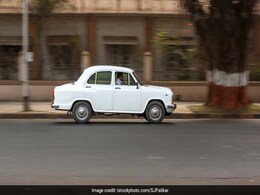 जल्द ही विंटेज एंबेसडर की जगह इलेक्ट्रिक सेडान से चलेंगे NDMC अधिकारी जल्द ही विंटेज एंबेसडर की जगह इलेक्ट्रिक सेडान से चलेंगे NDMC अधिकारी