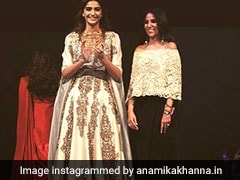 Lakme Fashion Week 2018: Anamika Khanna On Her Grand Finale Collection
