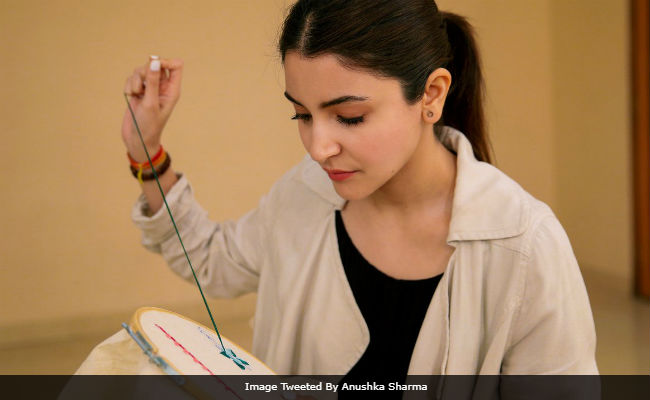 Anushka Sharma's Getting Handy With A Needle For <i>Sui Dhaaga</i>. See Pic