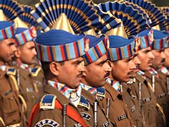 Indian Army Day 2021: "कैसे होती है हिफाज़त मुल्क़ की, कभी सरहद पे चलकर देख लेना", सेना दिवस पर जांबाज़ जवानों को ऐसे करें सलाम