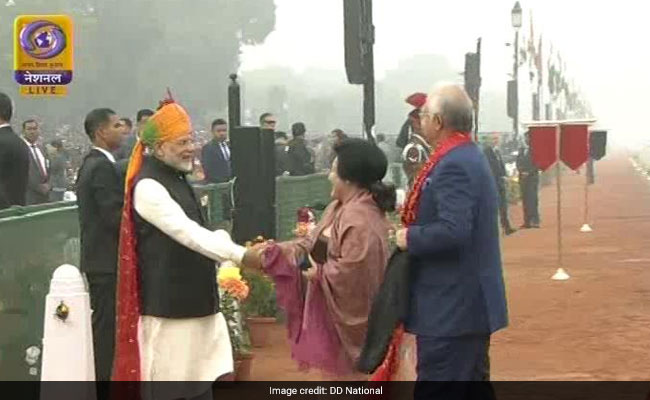 Republic day 2018 :  आसियान देशों के नेताओं ने जयपुरी बांधनी चुन्नी ओढ़ कर लिया समारोह में हिस्सा, 15 बड़ी बातें
