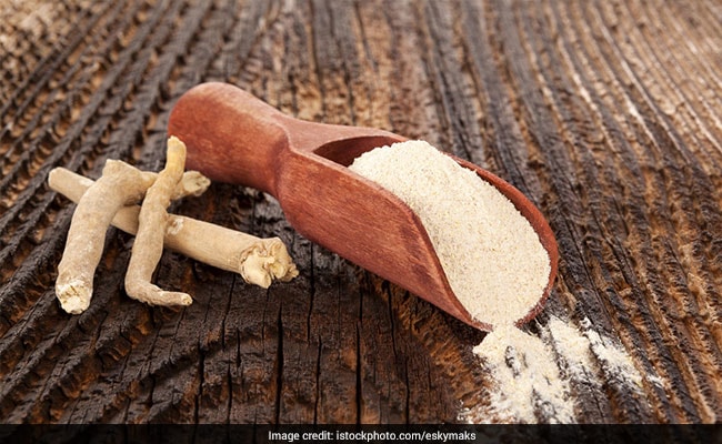 Ashwagandha For Liver: लीवर से टॉक्सिन्स बाहर निकालकर सूजन को दूर करती है अश्वगंधा, हेल्दी लीवर पाने के लिए कमाल है यह औषधि!