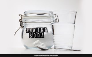 Brushing Your Teeth with Baking Soda: Is it Safe or Not?